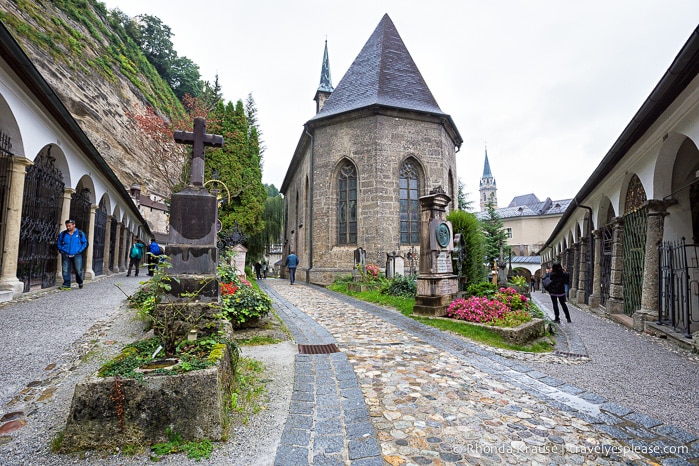 travelyesplease.com | Exploring Salzburg's Old Town