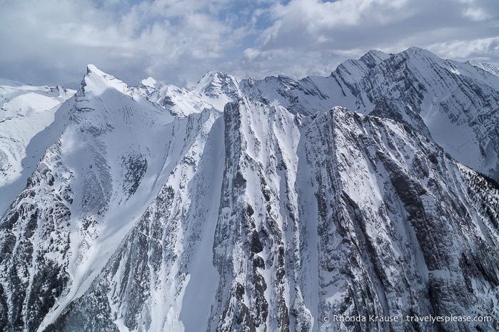 travelyesplease.com | Canmore Helicopter Tour- Sightseeing in Alberta's Rocky Mountains