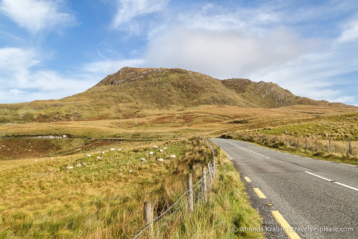 travelyesplease.com | Driving the Ring of Kerry- Points of Interest and Scenic Detours