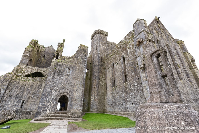 travelyesplease.com | Visiting the Rock of Cashel- One of Ireland's Most Magnificent Ancient Sites