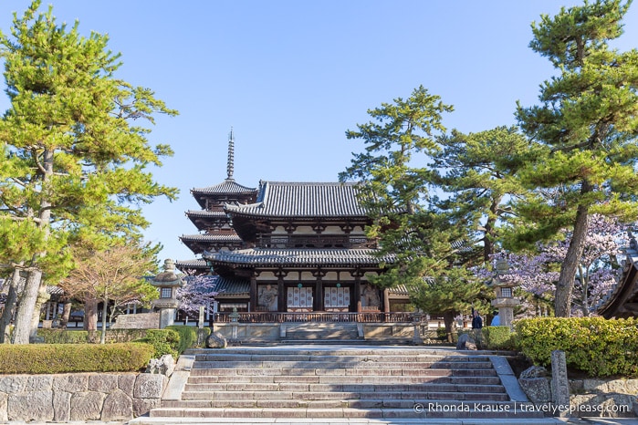travelyesplease.com | Visiting Horyu-ji Temple- The World's Oldest Wooden Buildings