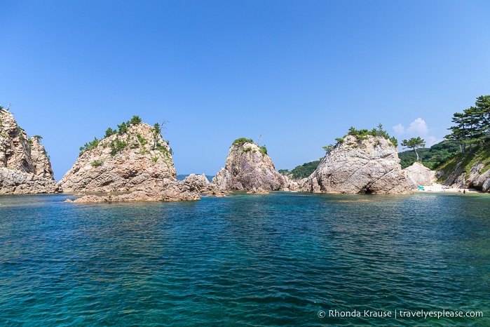 Rocky scenery along the Uradome Coast in Tottori